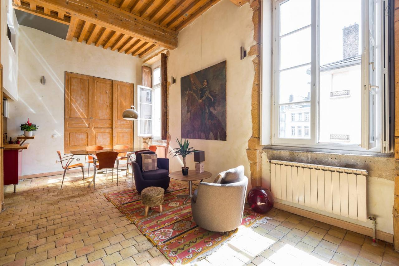 Apartamento Loft Coeur Du Vieux Lyon Exterior foto
