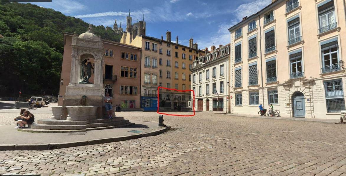 Apartamento Loft Coeur Du Vieux Lyon Exterior foto